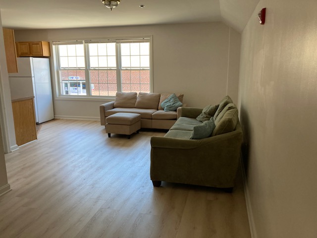 14 Jenkins Court Apartment 1 Main