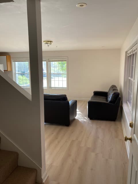 16 Jenkins Court Apartment 3 Main